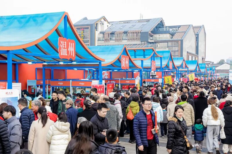 智能设备春节热卖 你的年货清单含“科”量有多高？