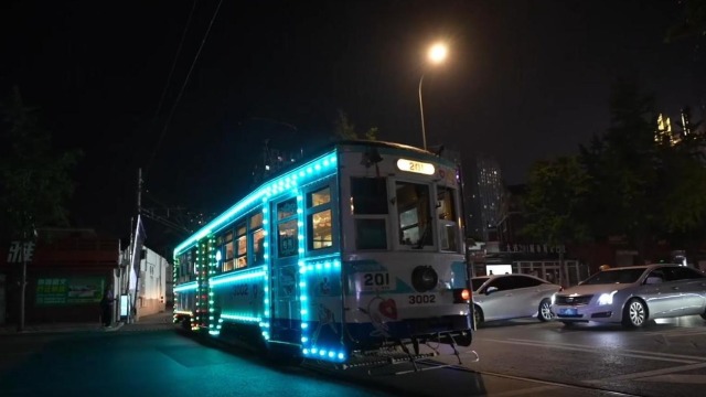 浪漫旋律为城市移动风景线增添两岸情谊_fororder_截图录屏_选择区域_20251031114637