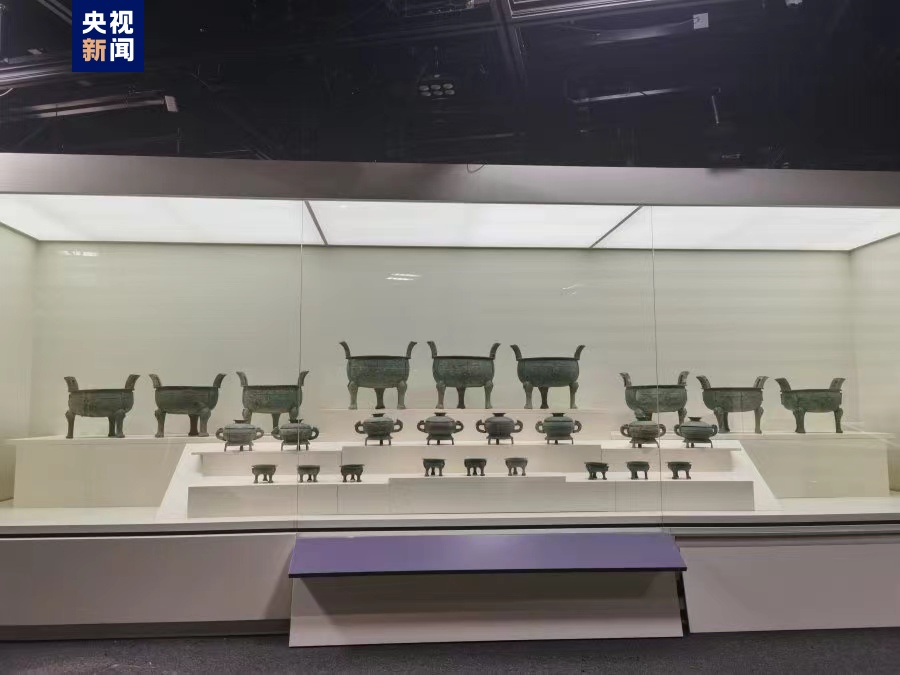 河南150多件(套)夏商周精品文物在香港展出 河南150多件(套)夏商周精品文物在香港展出