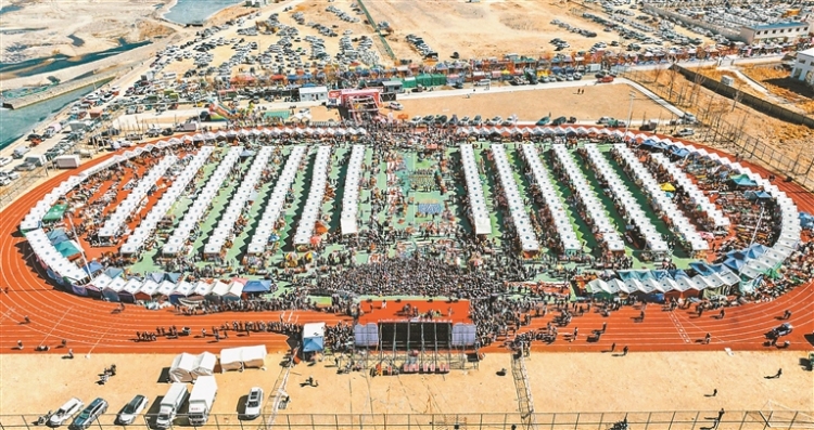 在人间烟火中感受浓浓年味