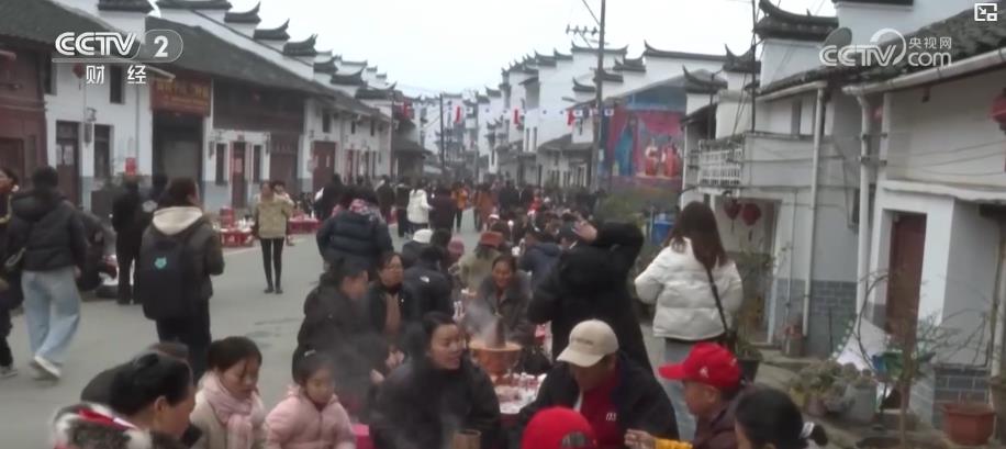 张灯结彩、好戏连台！多地新春活动精彩纷呈 年味十足