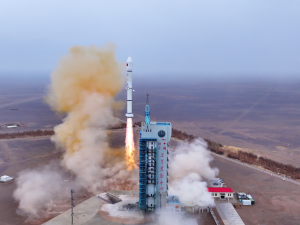 中国成功发射试验三十三号卫星