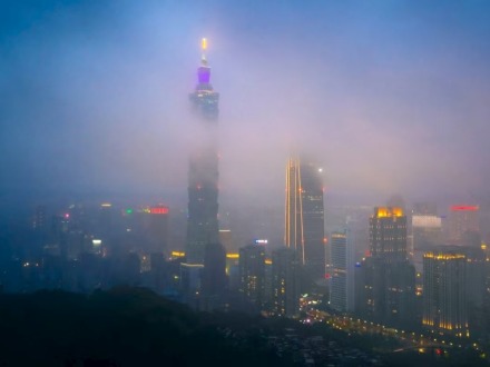 民进党的“台独”神主牌动摇了！