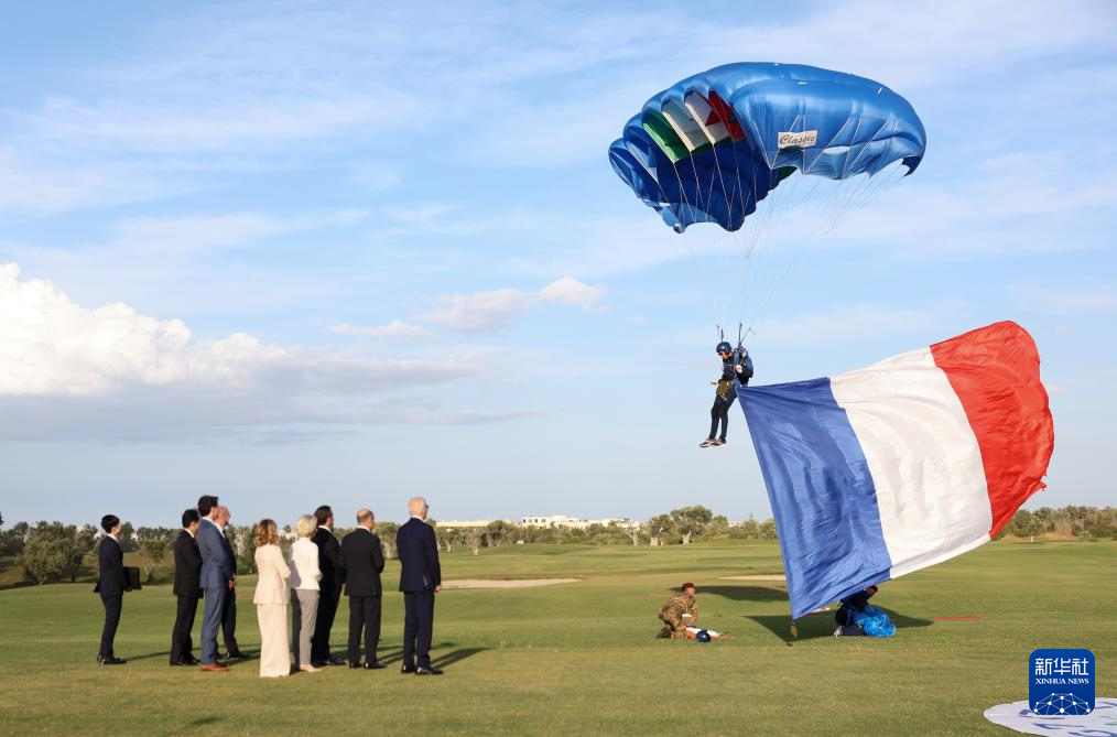 七国集团峰会在抗议声中开幕 七国集团峰会在抗议声中开幕