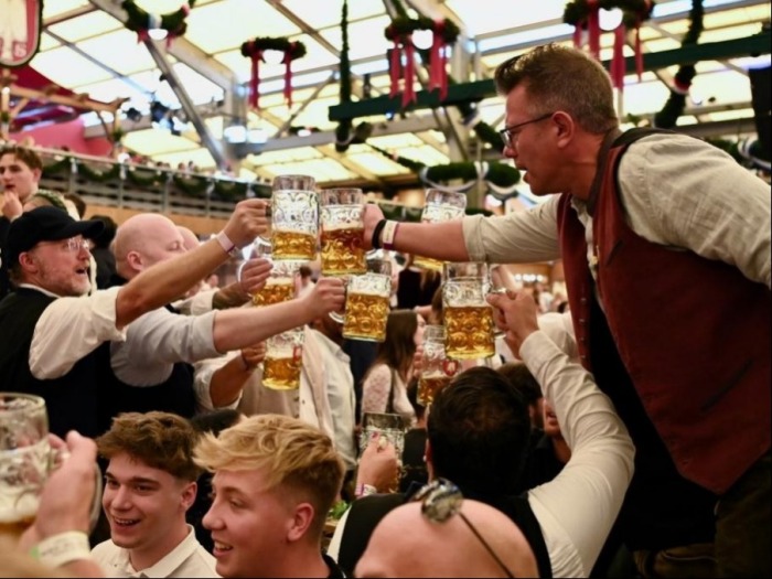 第190届慕尼黑啤酒节开幕