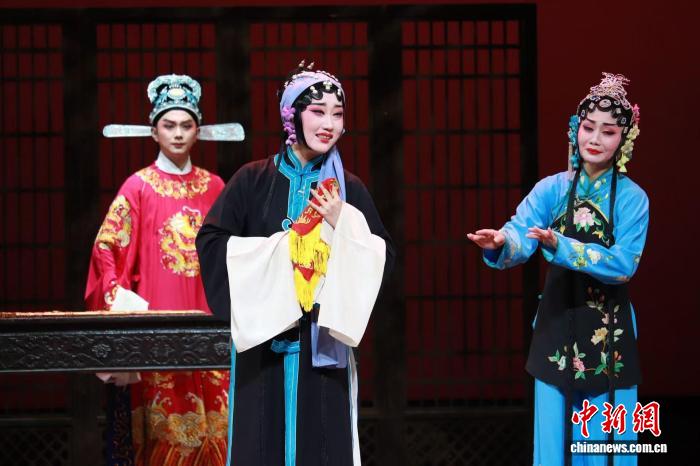 经典黄梅戏《罗帕记》《女驸马》亮相香港