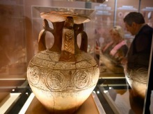 中国新疆文物艺术展走进希腊