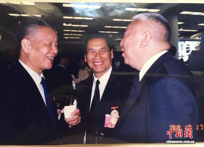 香港石水涧村后人：守护抗战记忆 启迪青年传承