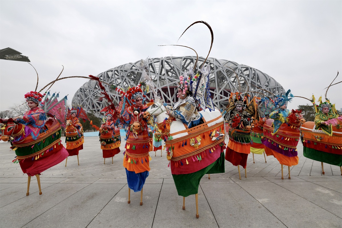 北京：民俗展演欢庆元宵佳节