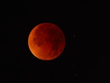 血月招灾？别让迷信辜负了宇宙级浪漫