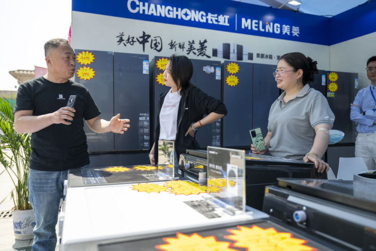 中国经济顶压前行！四月成绩单透出五大发展韧性