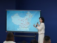 国台办：11月20日起大陆可签发一次有效台胞证的口岸数量增加至100个_fororder_VCG111604764377