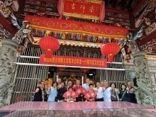 台湾彰化县醒义宫一行福建南安仑苍镇蔡西村寻根祭祖