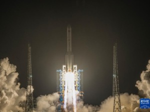我国成功发射通信技术试验卫星二十号
