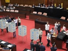赖清德弹劾案今日投票 同意票占多数但未达门槛