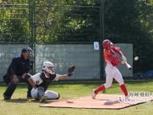 海峡两岸校际体育联盟棒球赛在云南昆明举办