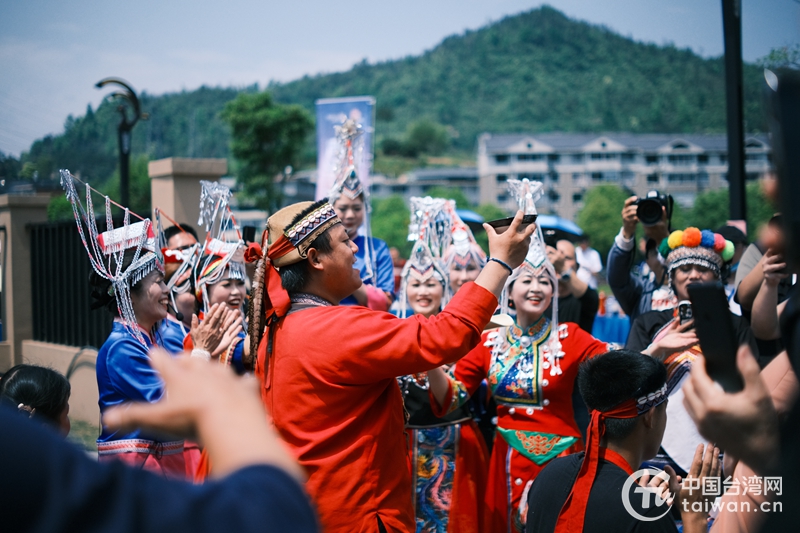 高山族同胞携舞来 两岸共庆“三月三”
