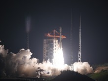 中国成功发射卫星互联网低轨卫星