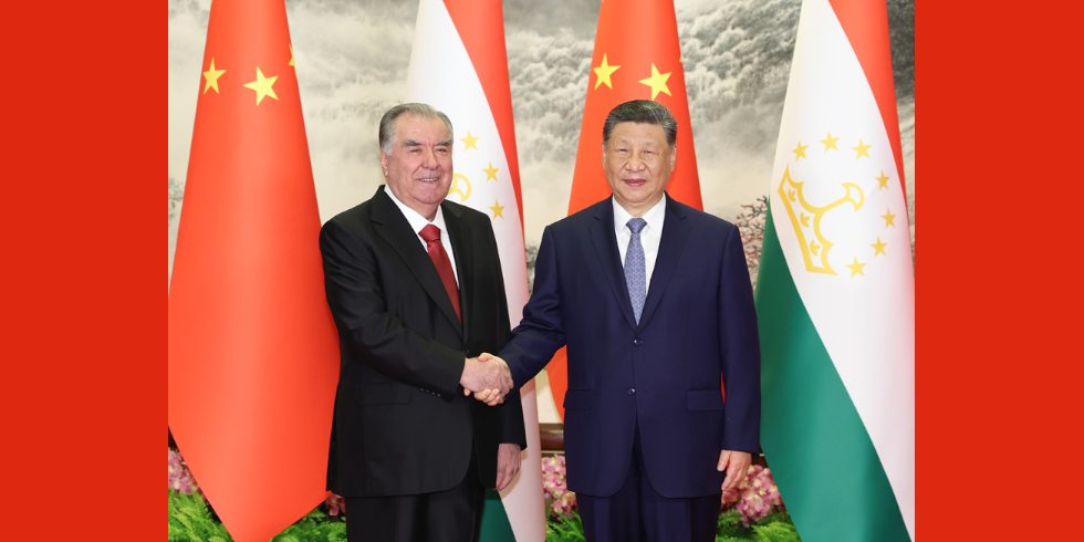 习近平同塔吉克斯坦总统拉赫蒙会谈_fororder_2605139804901