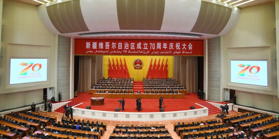 新疆维吾尔自治区成立70周年庆祝大会隆重举行 习近平出席大会_fororder_20250925c01b894fe3af40908f9843506a278a35_202509253b5cc530793a4da1a67020ffb6098c05