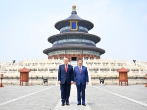独家视频丨习近平同美国总统特朗普参观天坛