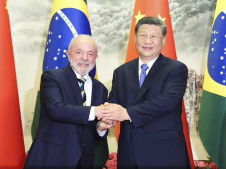 习近平同巴西总统卢拉会谈