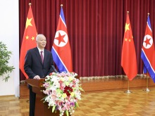 蔡奇出席朝鲜劳动党成立80周年庆祝招待会