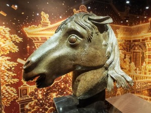 圆明园数字特展全国巡展启幕 马首铜像原件首次亮相福建