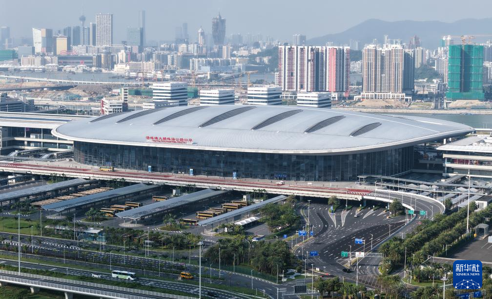 港珠澳大桥开通7周年 客流量超9300万人次