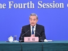 王毅：元首外交是中国外交的定盘星