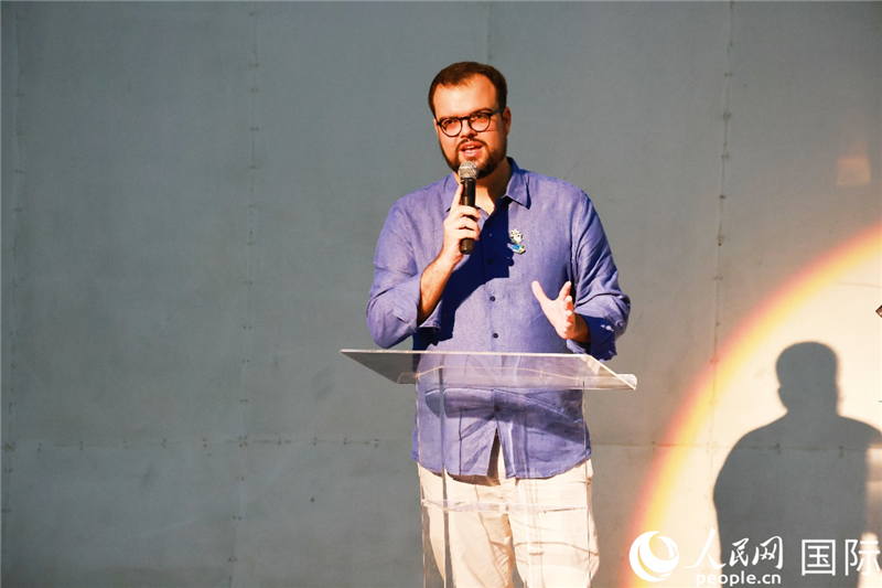 “熊猫走世界·四川文旅巴西行“暨“川灯耀世界·自贡彩灯巴西路演”在里约热内卢举办