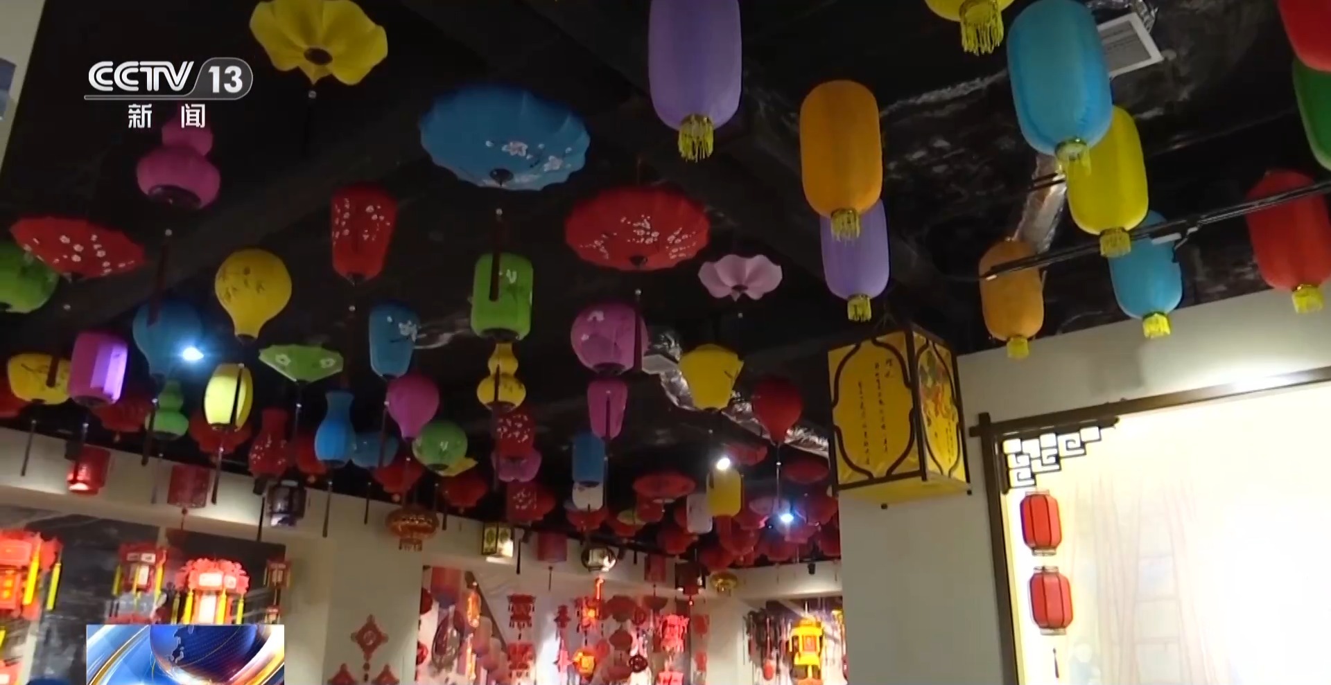 烟花走俏 麻将机大卖……外国人怎么过春节？中国节日“玩法”走向世界