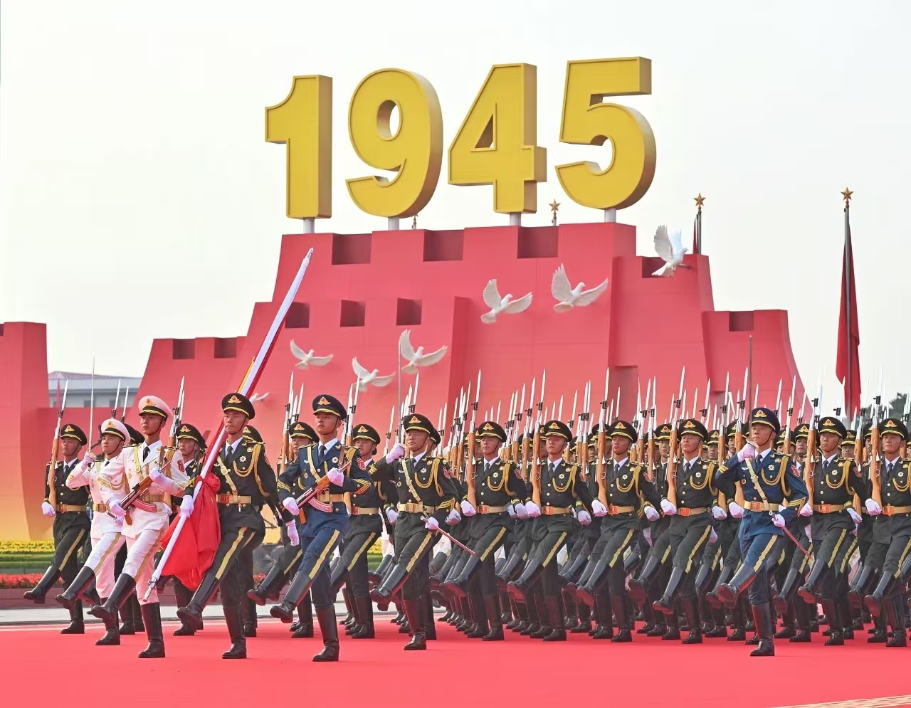 两岸同胞共同坚定捍卫抗战胜利成果 携手共创民族复兴美好未来_fororder_图1  抗战