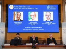 三名科学家因金属有机框架研究获2025年诺贝尔化学奖