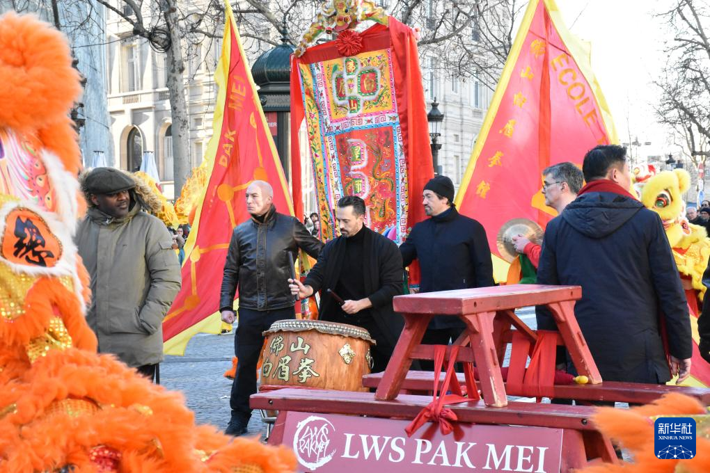 通讯丨白眉拳法国传人的中国年