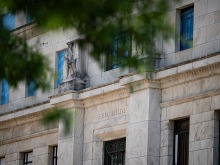 桥水基金创始人：美国债务状况“非常危险”