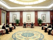 宋涛会见萧旭岑一行