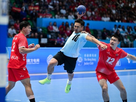 为了家门口的全运会，他们辞职参赛——香港手球队的“热血奇迹”