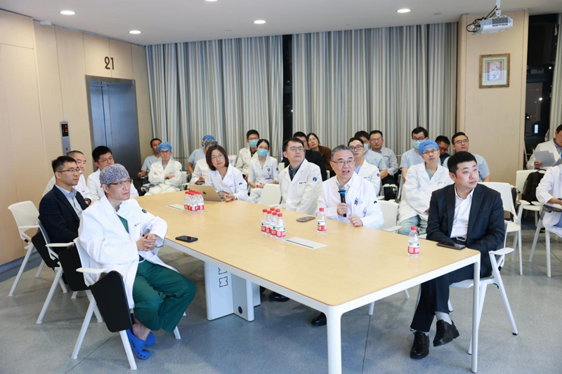 浙大二院完成亚洲首例心肝同期联合移植手术