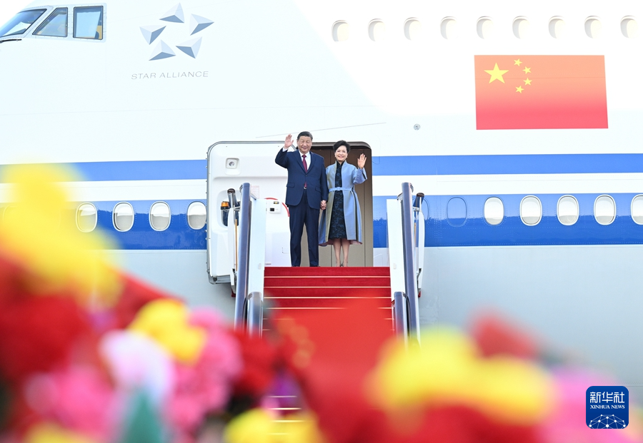 习近平抵达澳门 将出席庆祝澳门回归祖国25周年大会