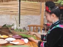 老外组队赛龙舟 山药粽五彩粽应时上线 端午氛围拉满了