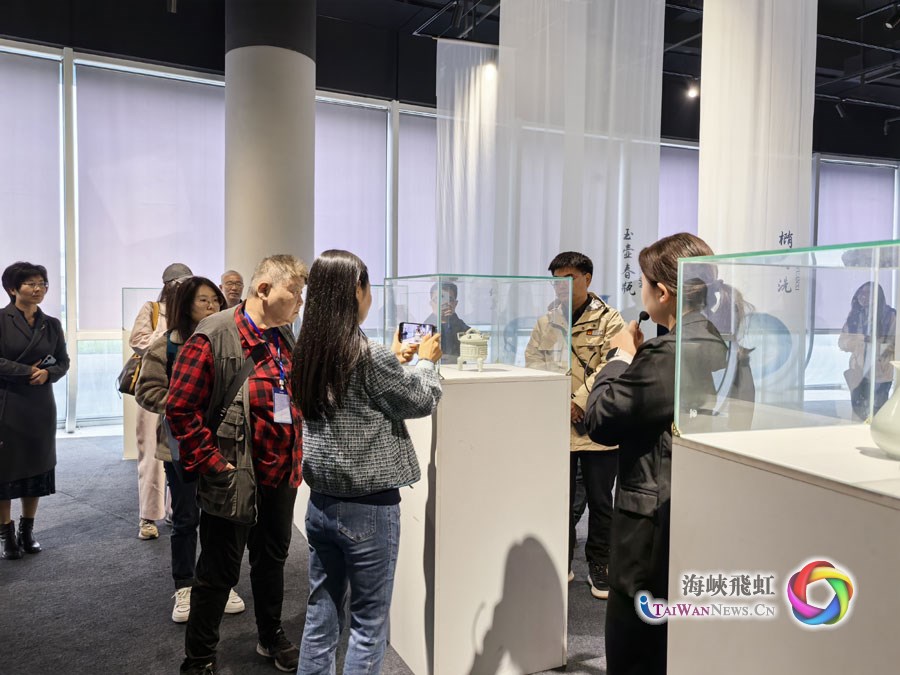 执着追求天青色的梦想——“中国式现代化发展看河南”两岸媒体联合采访团走近汝瓷_fororder_图2