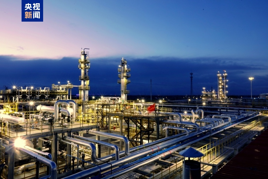 中国最大超深油气区日产破万吨