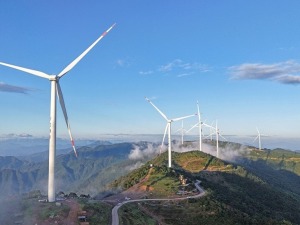 【中国那些事儿】国际人士：中国稳健目标与市场魅力提振全球信心 跨国企业拥抱高质量发展机遇