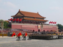激发爱国热情 汇聚奋进力量——抗战胜利80周年纪念活动鼓舞港澳各界谱写“一国两制”新篇章