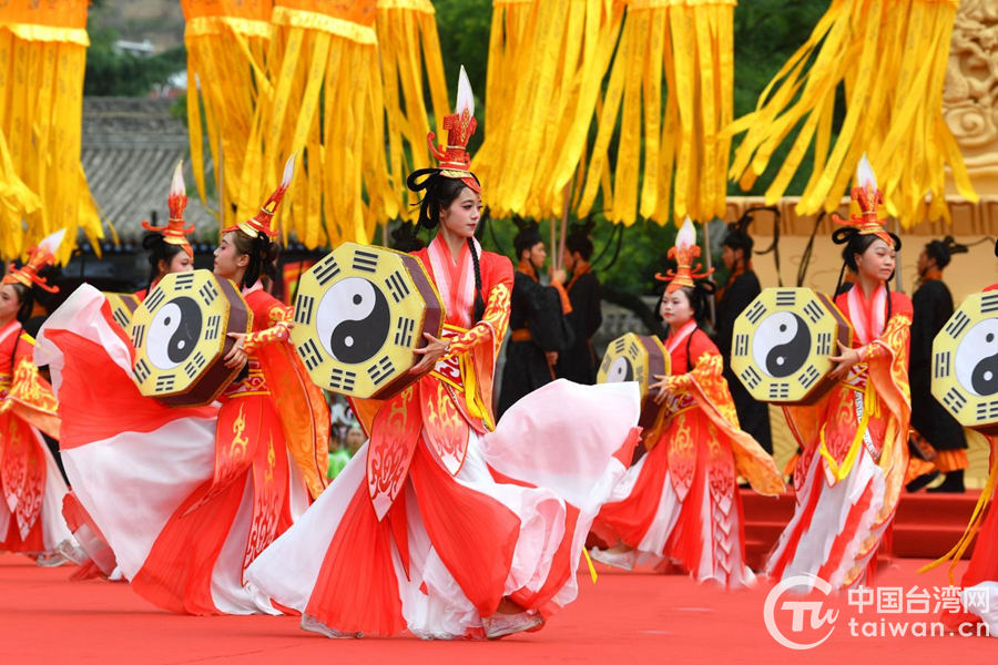 2024（甲辰）年公祭中华人文始祖伏羲大典在甘肃天水隆重举行