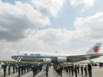 高清大图丨习近平抵达阿斯塔纳 受到热烈欢迎