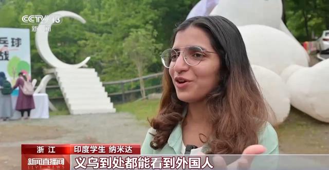 外国人来华“不见外” “中国速度”和“中国服务”实力圈粉 外国人来华“不见外” “中国速度”和“中国服务”实力圈粉