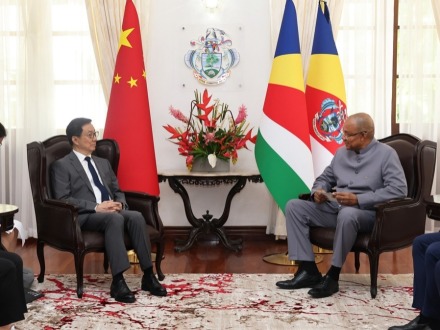 韩正访问塞舌尔