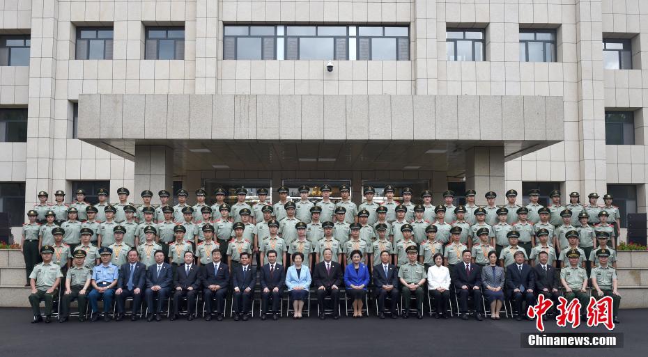 俞正声等参加庆祝内蒙古自治区成立70周年活动